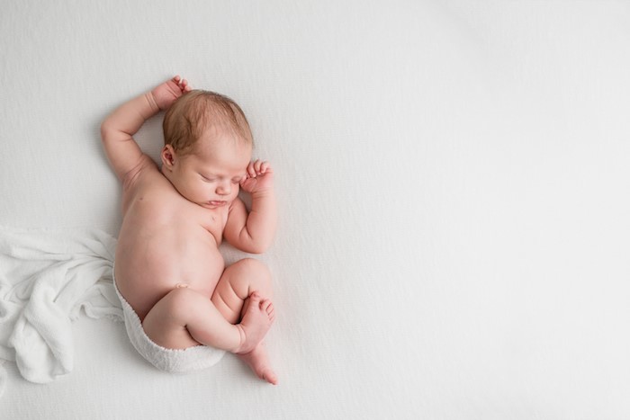 كيف يدمج الأطفال الرضع الأحداث الجديدة في معارفهم؟