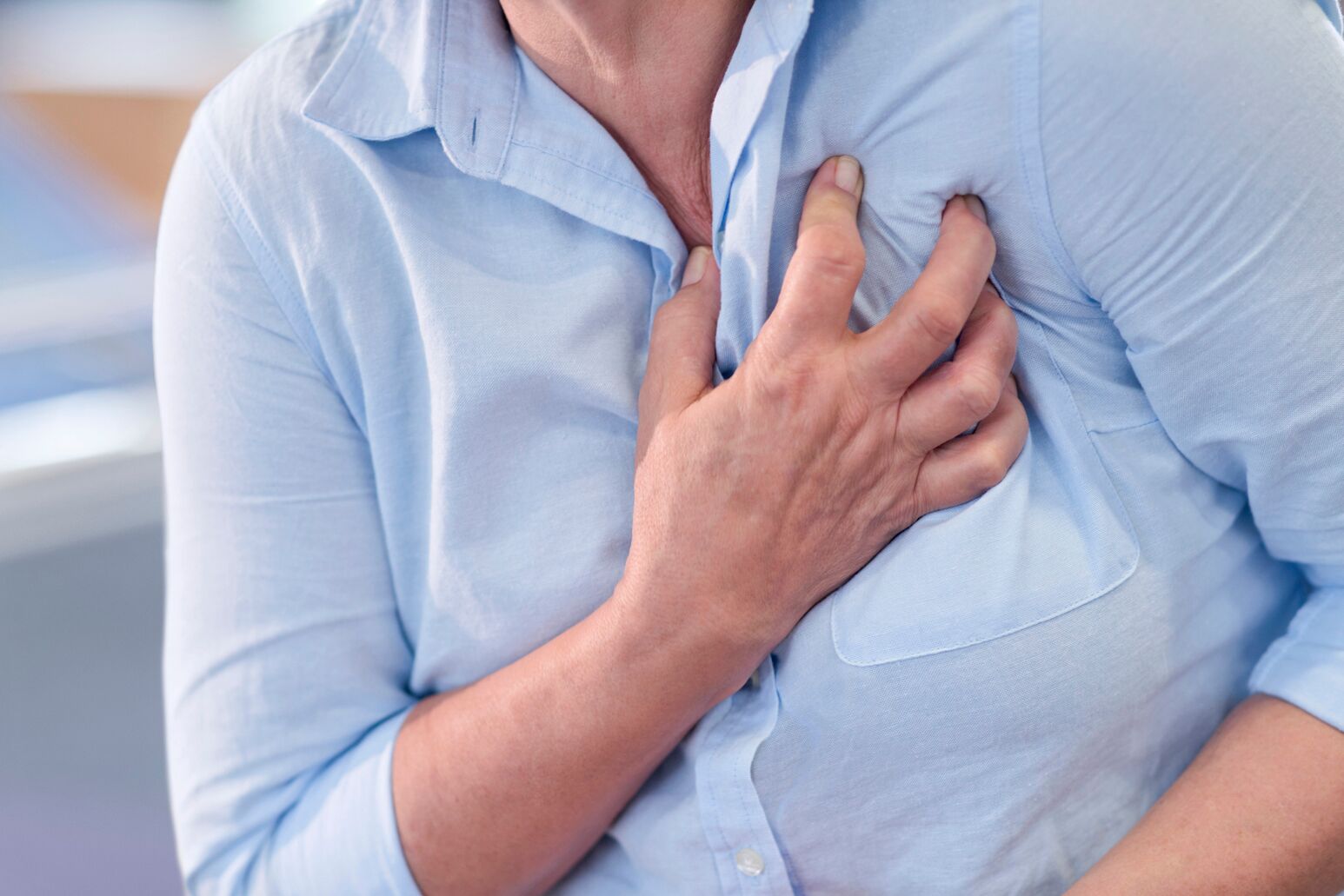 المقياس الذي يشير إلى نشاط القلب الكهربائي - رجل ظن الأطباء أنه يعاني نوبة قلبية بعد ابتلاعه بطارية - تخطيط القلب - ابتلاع بطارية