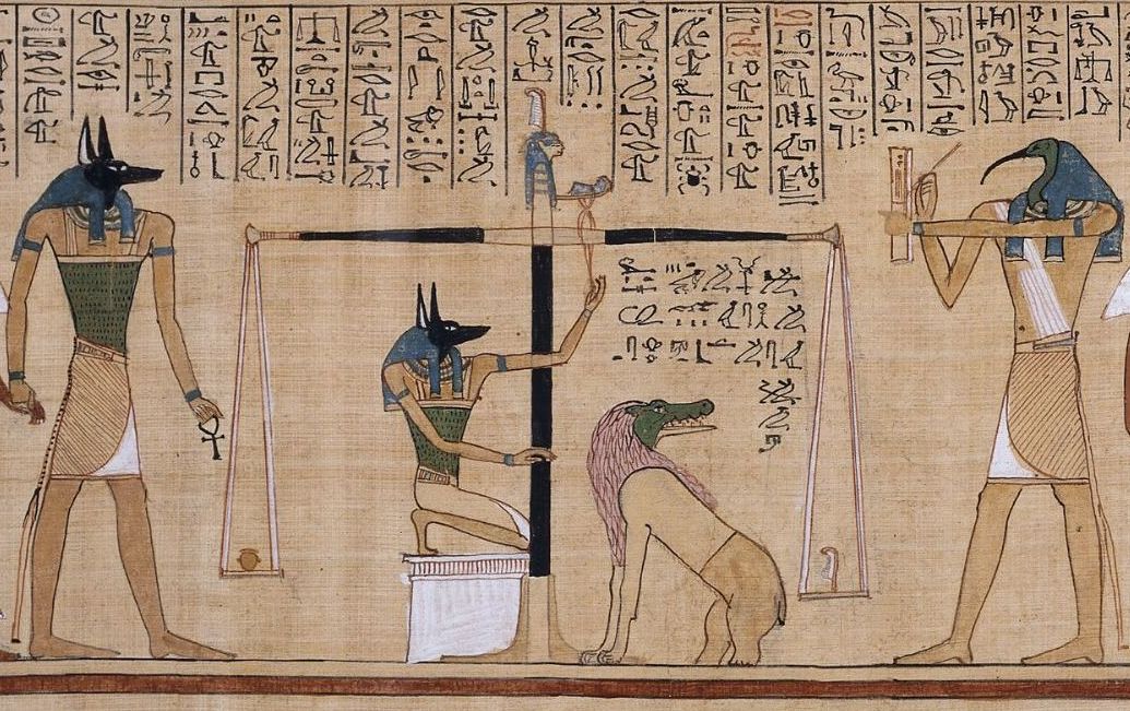 لوح لعبة قديم قد يكون الحلقة المفقودة في كتاب الموتى المصري