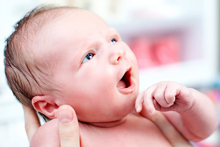 كيف يرانا الأطفال حديثو الولادة ؟
