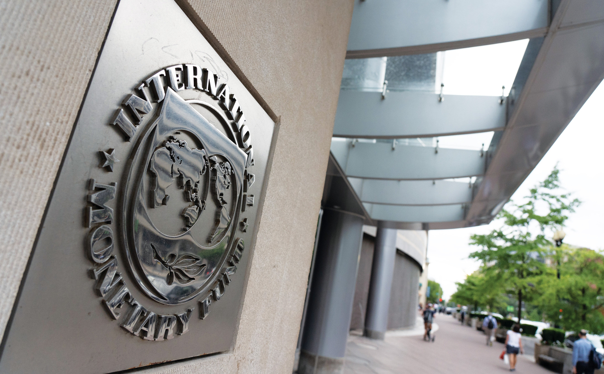 كيف تستعمل الحكومات خطط صندوق النقد الدولي للإنقاذ ضد المعارضين السياسيين؟