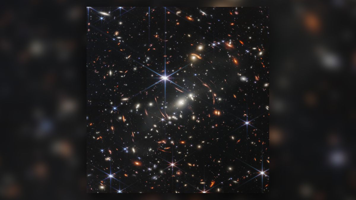 تلسكوب جيمس ويب يحطم رقمه القياسي، ويصور أبعد مجرة معروفة في التاريخ مجددًا!
