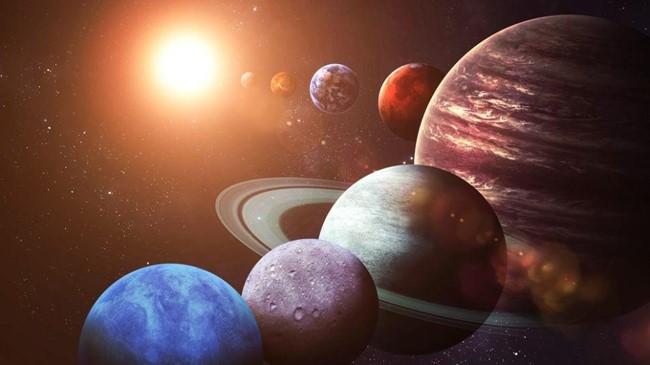 كم كوكب من الممكن أن يدور حول الشمس؟