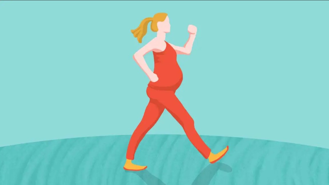 كيف يمكنني ممارسة التمارين بأمان في الثلث الثالث من الحمل؟