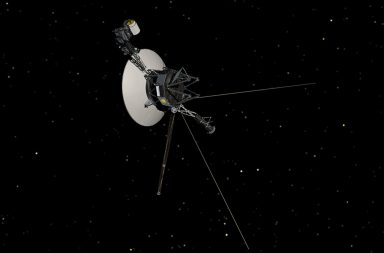 أطلق العلماء مسبار فوياجر-1 سنة 1977 بهدف جمع معلومات من الفضاء وإرسالها إلى الأرض. يود العلماء اليوم إصلاح المسبار للعودة إلى مهمته