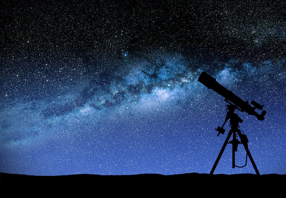 مفارقة أولبرس: إذا كان في الكون عدد لانهائي من النجوم فلماذا لا تضيء السماء ليلًا؟