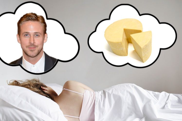 هل يمكن لتناول الجبن أن يجعلك تحلم أحلامًا غريبة؟