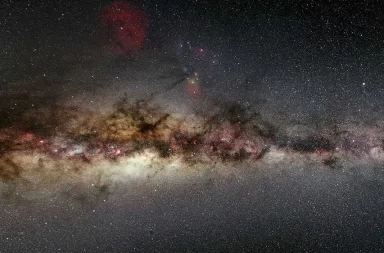 اكتشف علماء الفلك الآن شيئًا مدهشًا حول أحد أشهر الأجسام في سماء الأرض. ما سر كوكبة السحابة الماجلانية الصغيرة حول درب التبانة؟