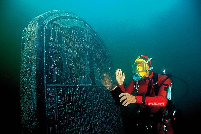 الكشف عن مدينة مصرية مفقودة تحت البحر