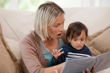 وجدت دراسة أن الأطفال الذين يستمعون للكلام بكثرة وعلى نحوٍ منتظم يملكون عصبونات أكثر فاعلية. أهمية التحدث مع الأطفال في بناء أدمغتهم