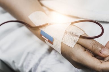 ما تأثير عدم تطابق الجنس على عمليات نقل الدم ونسب الوفاة؟ هل نقل الدم بين الجنسين يؤدي إلى تبعات سيئة؟ تفاعلات التبرع بالدم