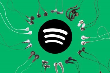 ميزة من مميزات سبوتيفاي ستحسن جودة الموسيقى التي تستمع إليها الاستماع إلى موسيقى سبوتيفاي Spotify استخدام السماعات لسماع الأغاني