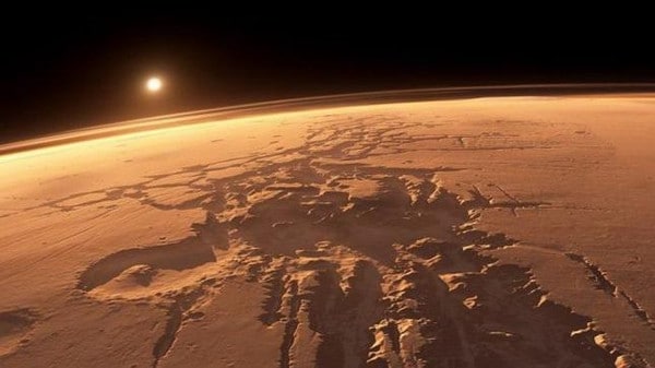 معدن، قد يعيد كتابة تاريخ المريخ