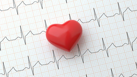 هل يمكن لتخطيط كهربائية القلب التنبؤ بخطر إصابة الشخص بنوبة قلبية؟