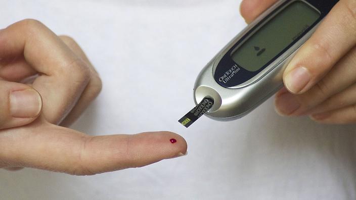 ضبط مرض السكري بواسطة هاتفك قد يكون ممكنًا يومًا ما!