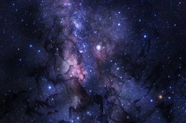 ما هي المادة المظلنة ما دور المادة المظلمة في الكون كيف تدور المدرات ابتعاد المجرات عن بعصها البعض الأجرام السماوية الجسيمات الضخمة