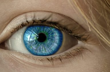 مفاجأة، حجم حدقة عينك يقيس مستوى ذكائك! الرابط بين حجم الحدقة ومعدل الذكاء - وجد العلماء أن الحدقات الأكبر حجمًا ترتبط بمعدل ذكاء أعلى