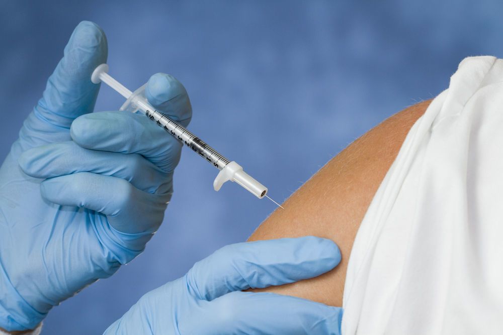 حقائق عن لقاح الإنفلونزا وآثاره الجانبية