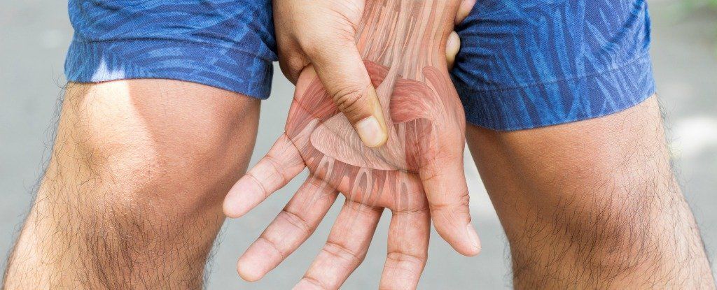 ماذا يحدث في جسمنا عندما نقوم بثني اصابعنا ؟