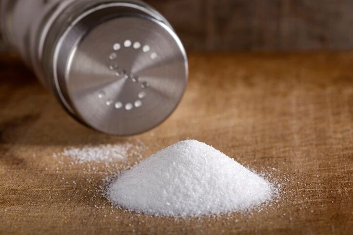 كم عليك أن تأكل من الملح لتبقى بصحة جيدة؟