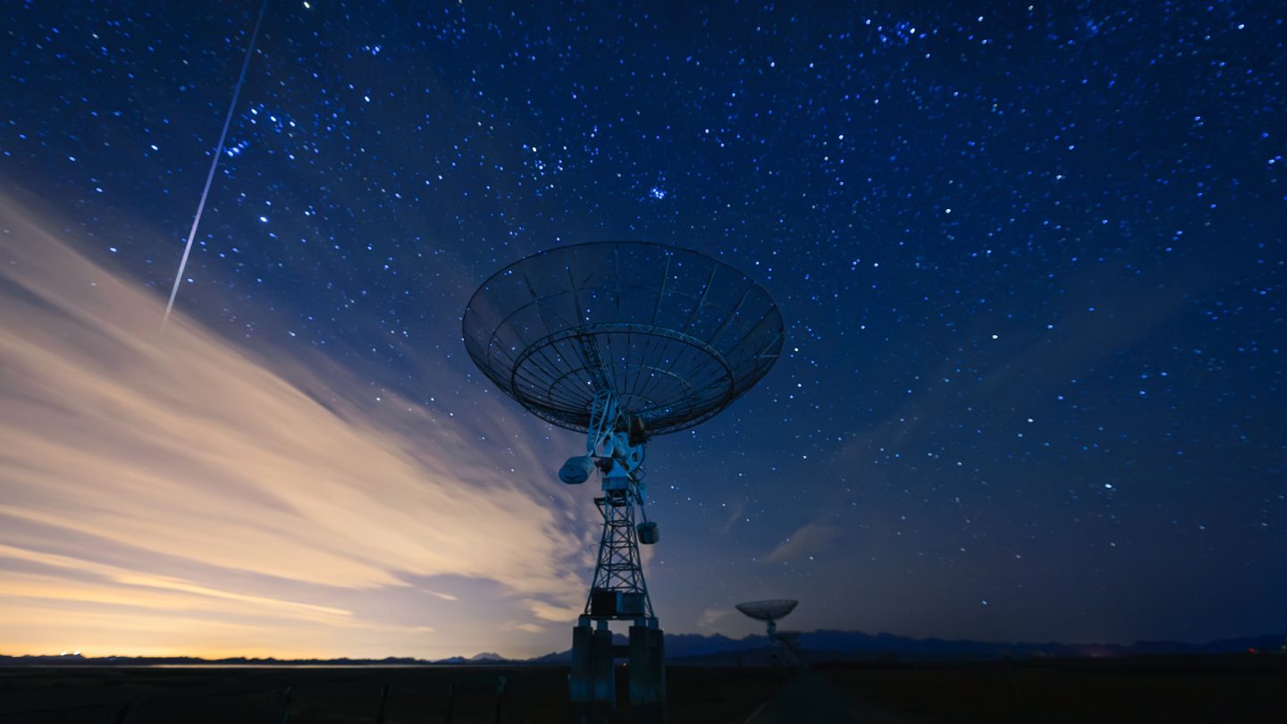 الهزات النجمية قد تكون مصدر التدفقات الراديوية الغريبة التي نرصدها