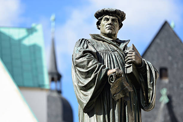 كيف غيرت الطباعة والإصلاح البروتستانتي وجه أوروبا الحديث