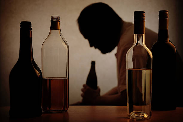 اضطراب استهلاك الكحول: التشخيص والأعراض والعلاج