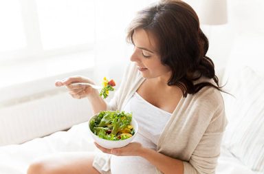 هل النظام الغذائي النباتي صحي في أثناء الحمل؟ هل تحتاجين إلى مكملات في أثناء الحمل لكونك نباتية؟  المصادر الغذائية النباتية خلال الحمل