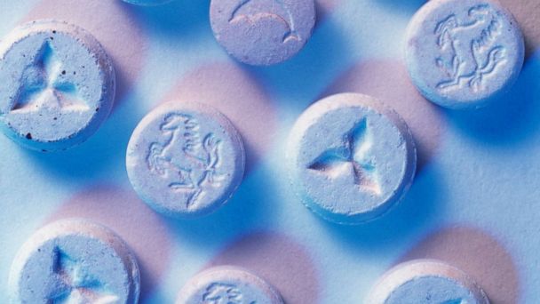 حبوب النشوة إكستاسي - ecstasy لها فوائد في علاج اضطراب ما بعد الصدمة