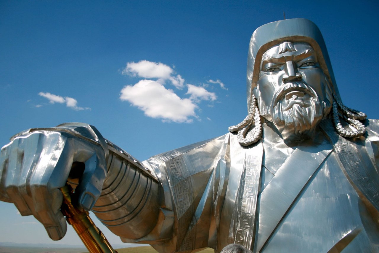 جنكيز خان: مؤسس أكبر إمبراطورية في التاريخ - القائد المغولي جنكيز خان - أكبر الإمبراطوريات مساحةً في التاريخ - أول نظام بريد دولي في العالم