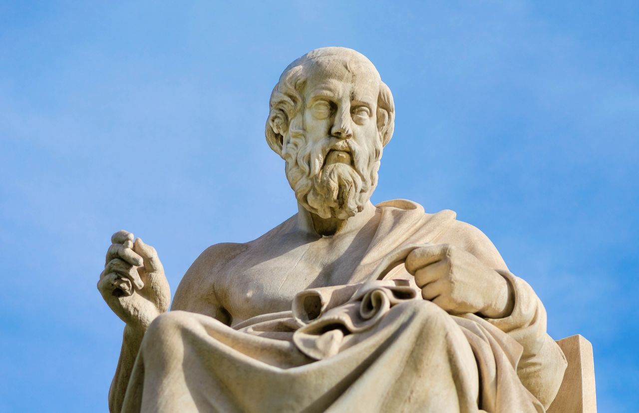 أفلاطون: حياته وأشهر أقواله