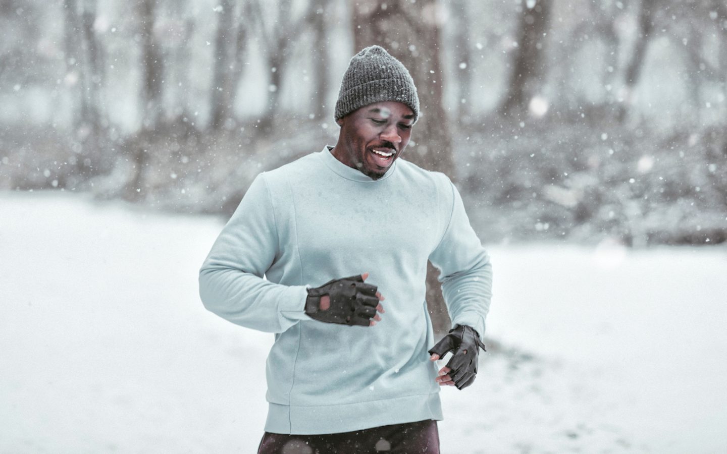 أيهما أفضل، الركض في الطقس البارد أم الدافئ؟