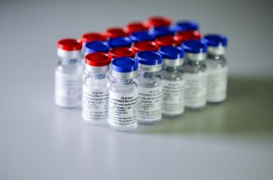 لقاح فيروس كورونا الروسي الجديد يثير شكوك العلماء في سلامته - بناء المناعة هي أفضل طريقة للحد من انتشار الفيروس - اللقاح الروسي