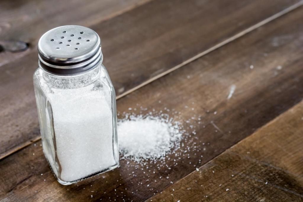 التَصلُّب المتعدد: كيف يُمكن لكثرة استخدام الملح أن تؤدي لحدوث الالتهابات؟!