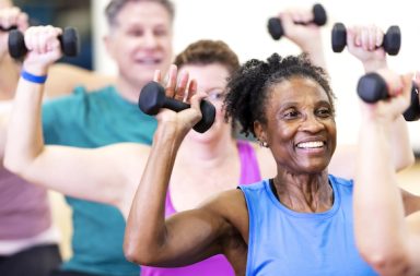 وجد مجموعة من الباحثين أن ممارسة التمارين الرياضية لها دور في تحسين صحة الدماغ لدى كبار السن. لماذا قد تكون هذه الدراسة مهمة؟