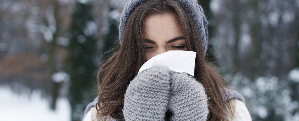 لماذا يسيل أنفك عندما يبرد الطقس؟
