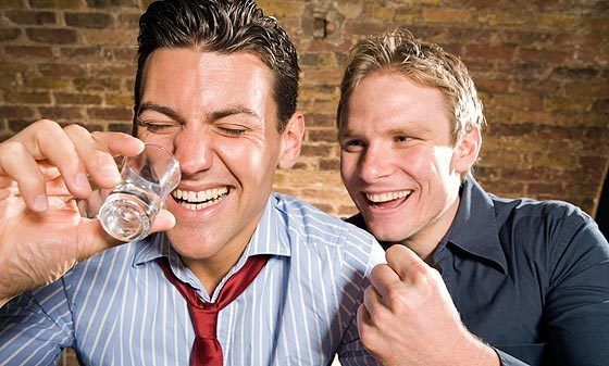 لماذا يشرب الأشخاص الأذكياء الكحول بنسبة أكبر ؟