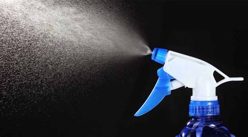 العلماء قلقون من خطورة انتشار العدوى عبر رذاذ الماء في هواء المنزل