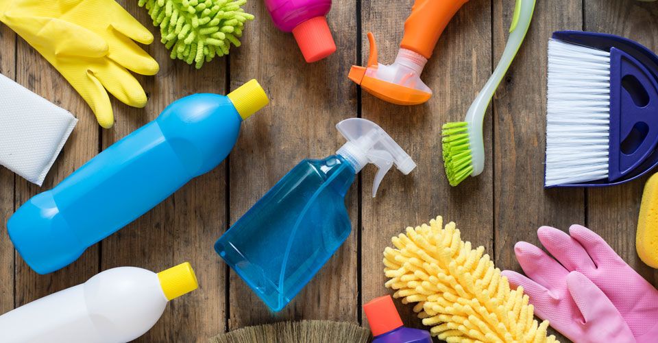 كيف تؤثر مستحضرات التنظيف المنزلي على وزنك؟