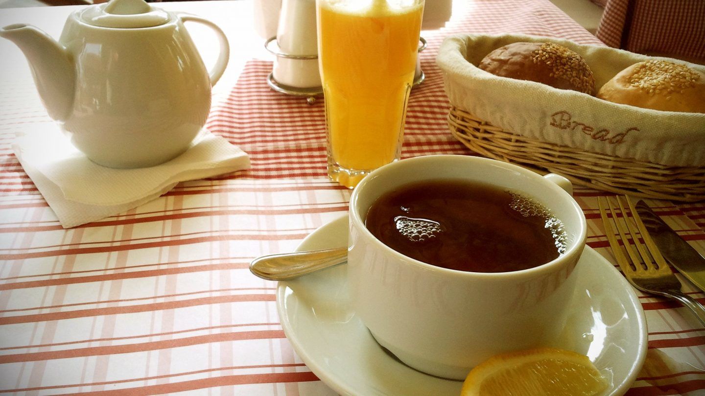 الشاي يقلل من خطر الإصابة بأمراض القلب