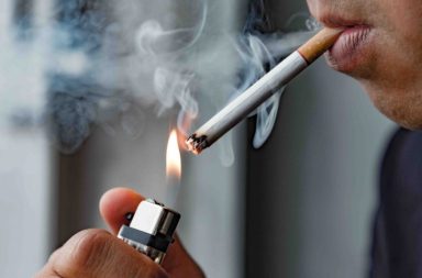 يستمر أثر التدخين لثلاثة أجيال متتالية - قد تصاب حفيدات الأبناء بالسمنة بعد بلوغهن، إذا كان آباء أجدادهن مدخنين، وبدؤوا بالتدخين قبل سن البلوغ