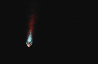 نشر حساب تلسكوب سوبارو صورةً لدوامة كونية، وفيديو لتشكل الدوامة فوق بركان ماونا كيا، التي تبددت لاحقًا. الشكل الحلزوني الأزرق الذي ظهر في سماء هاواي