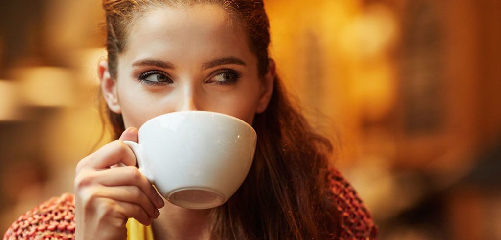 دراسة جديدة تؤكِد أنَّ الأشخاص الذين يستهلِكون القهوة بانتظام أقل حساسيّة للألم