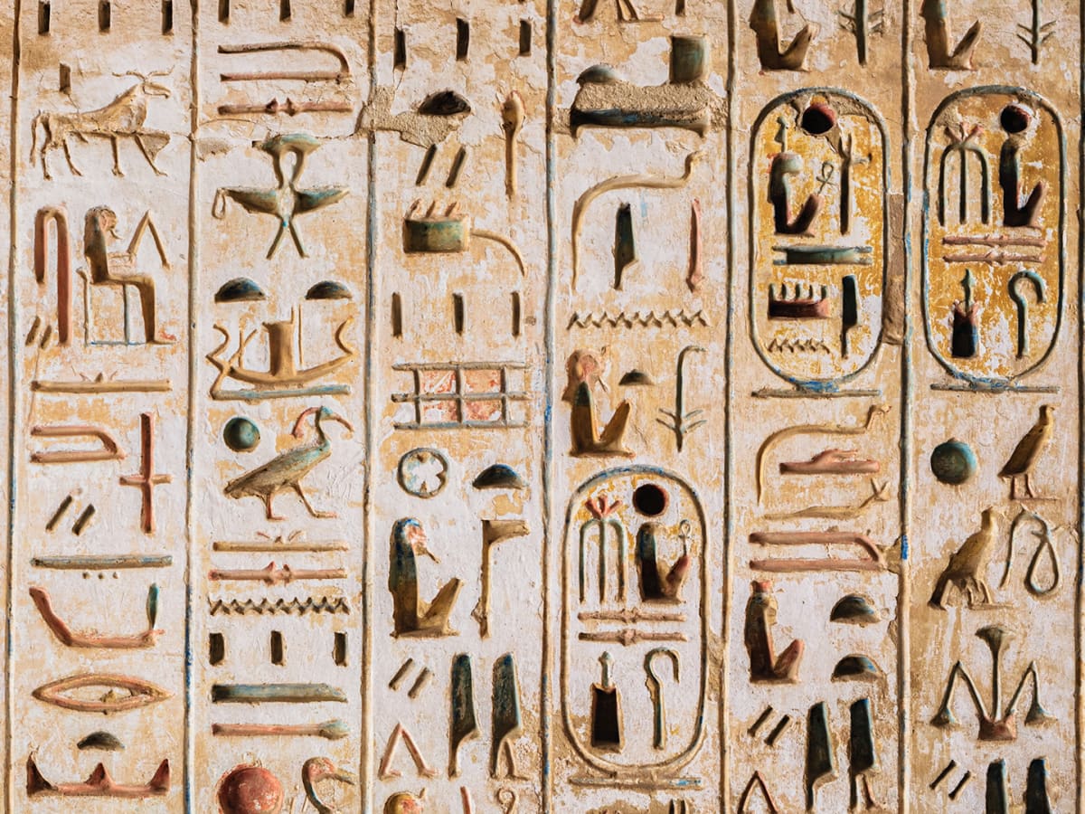 ثمان حقائق عن الكتابة الهيروغليفية المصرية القديمة